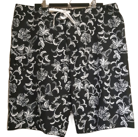 Island Haze | Unique butterfly motif swim shorts - Picture 2 of 8